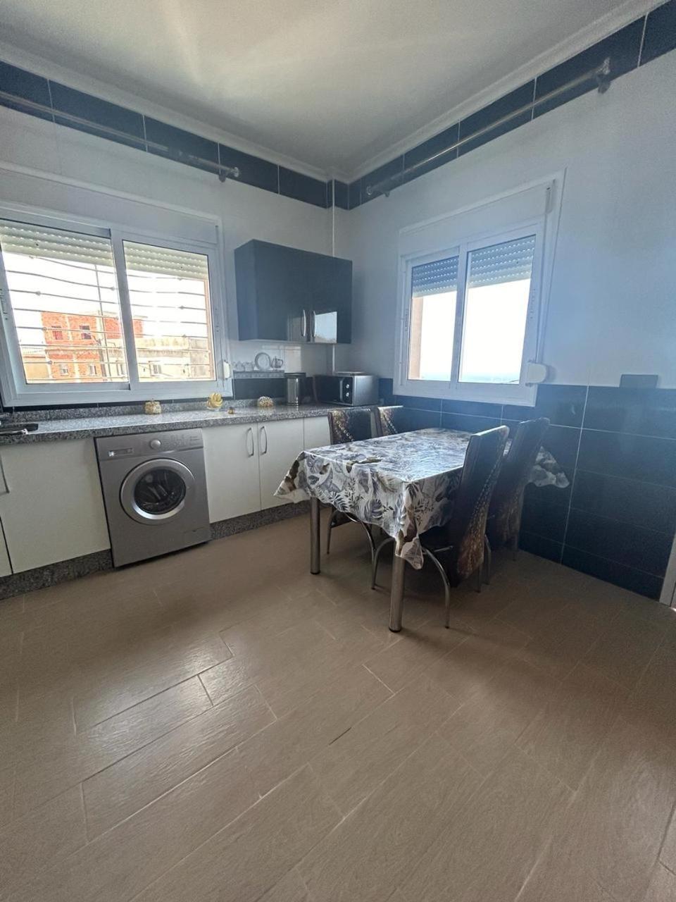 Appartement A Houma, Proche Port Tanger Med Dalia Kültér fotó